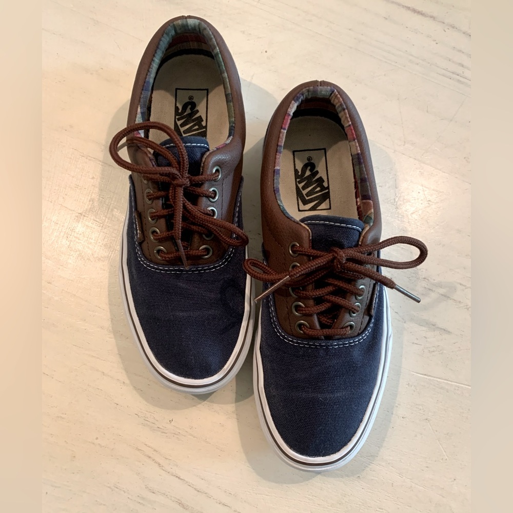 Vans Era Unisex Sneaker in Navy with Plaid and Leather